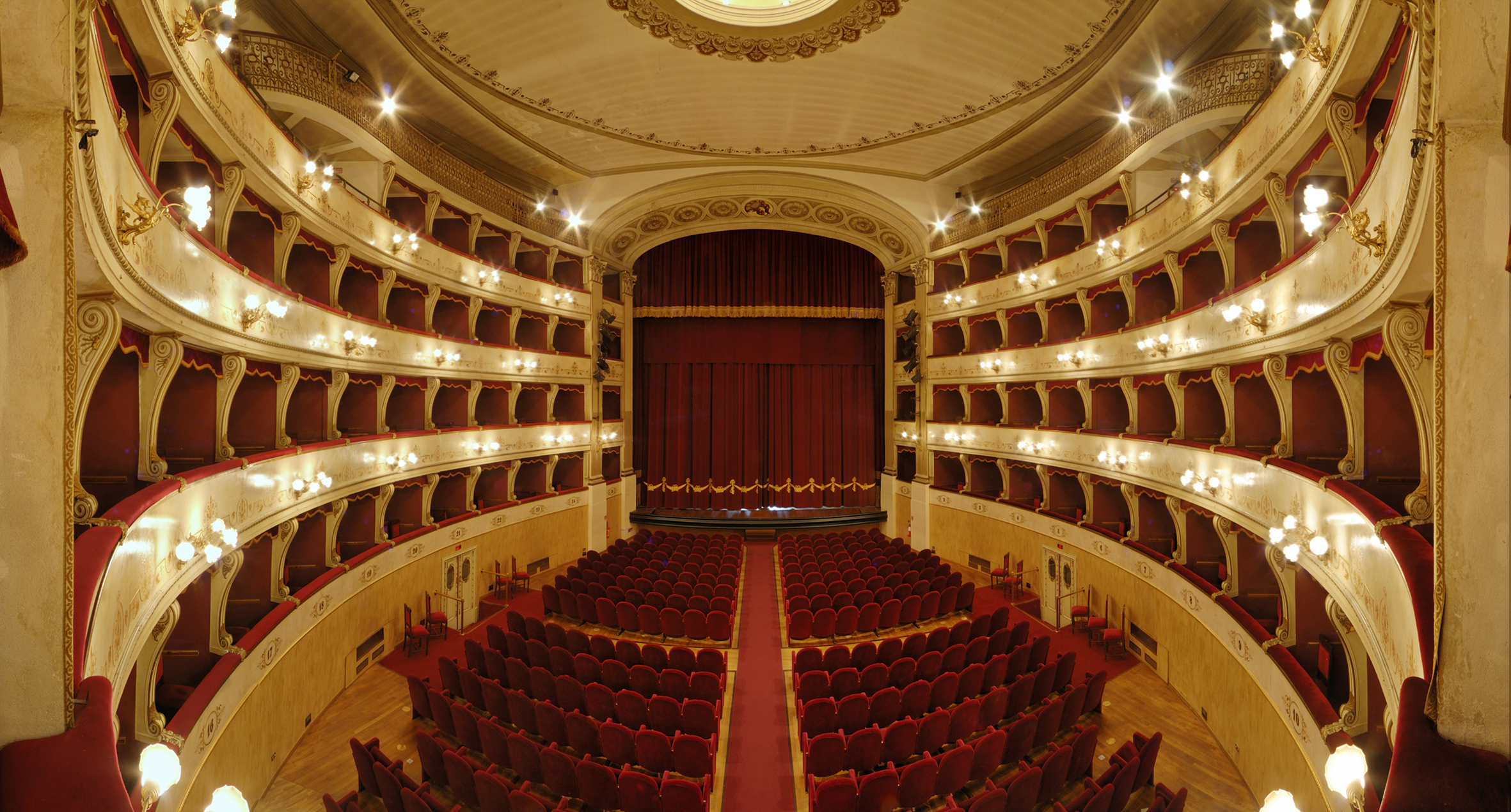 immagine progetto 'Sostegno all'attività teatrale dell'Associazione Teatrale Pistoiese anno 2023'